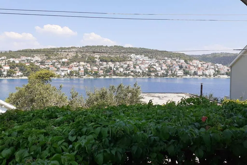 Apartman Mladen Trogir 0*,