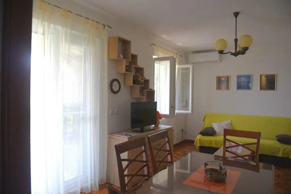 Apartman Mladen Trogir Apartment