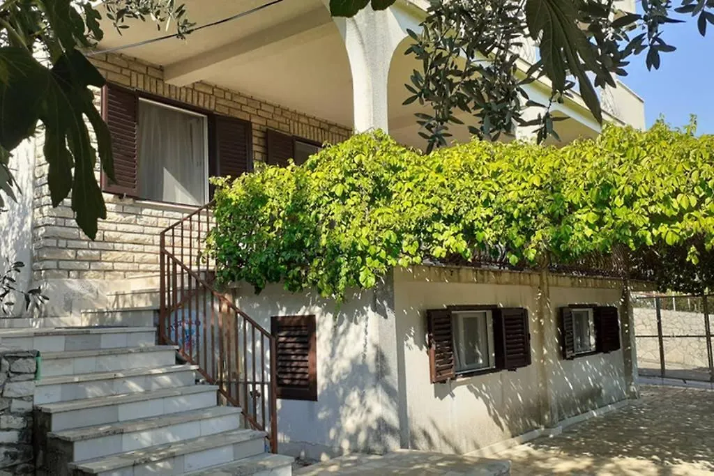Apartman Mladen Trogir
