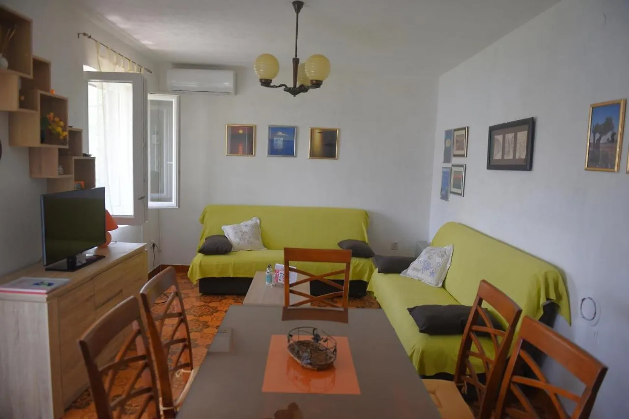 Apartman Mladen Trogir